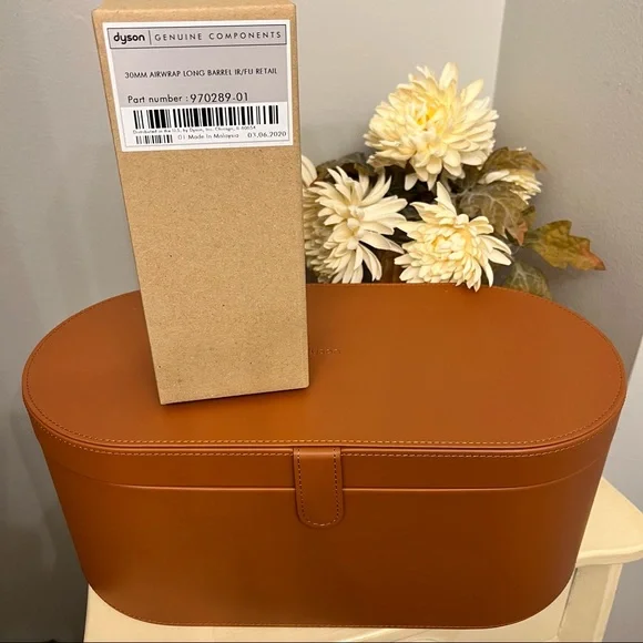 Dyson Air Wrap Styler in Pink & Gray with 1 Long Barrel Attachment - Picture 15 of 16